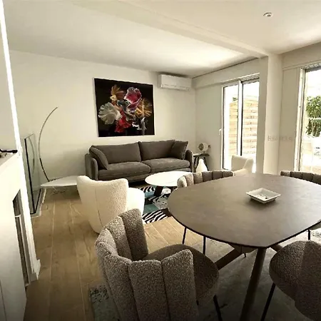 Charming Mediterranean Apartment Saint-Tropez